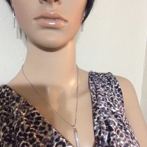 Silver necklace earring set